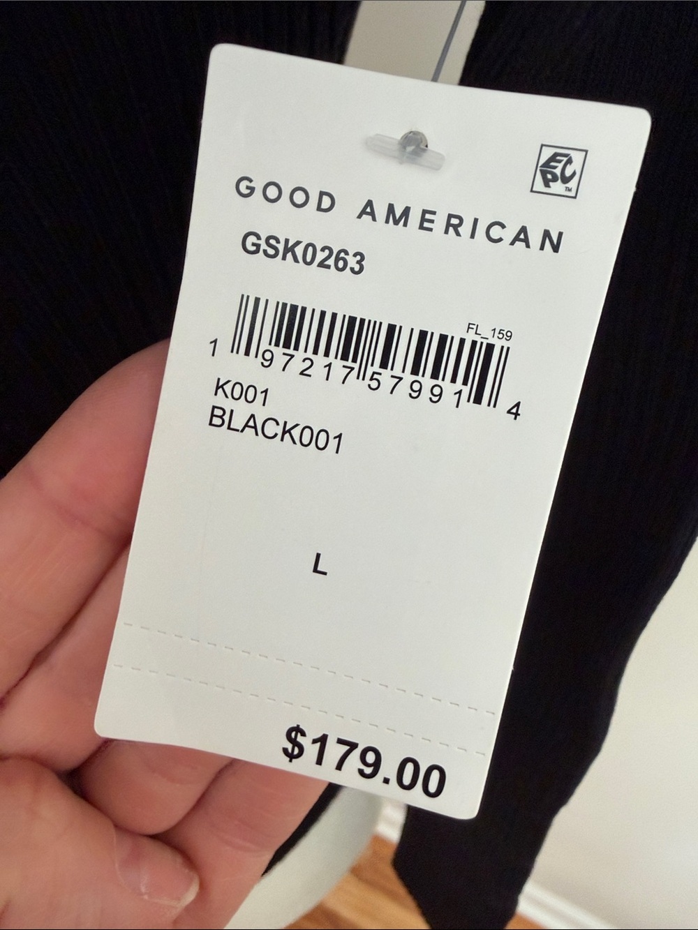 Good American Black Top with Branded Neck Tag - Picture 3 of 6
